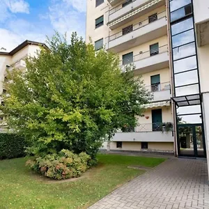 Bilocale Condominio Trifoglio , Gallarate Italia