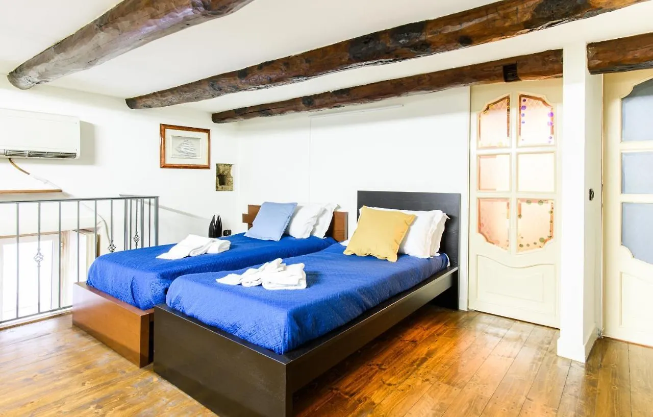 Appartement Residenza Santa Lucia à Naples
